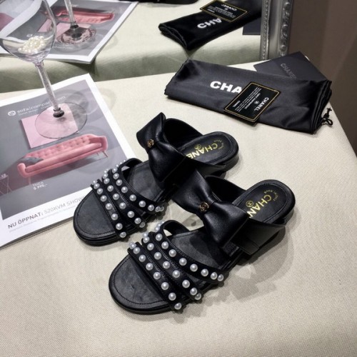 CHNL women slippers AAA-214