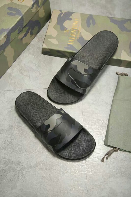 VT Men slippers AAA-010