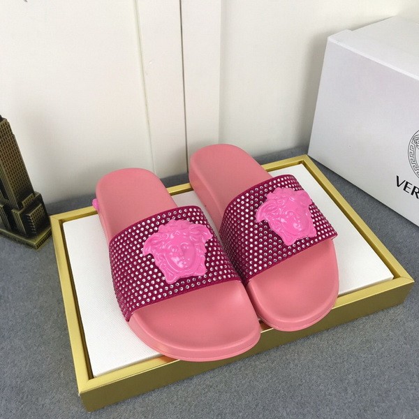 Versace women slippers AAA-022