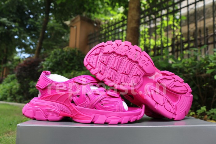 Super Max B Sandals-001