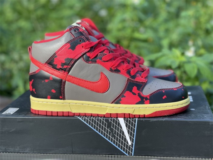 Authentic Nike Dunk High 1985  red-acid-wash