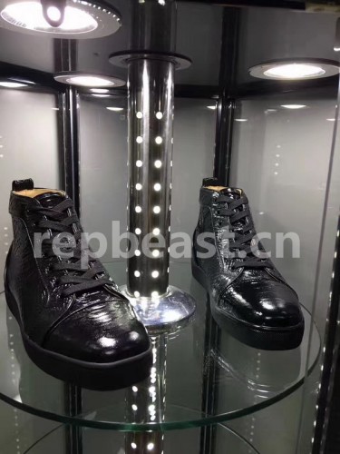 Super Max Christian Louboutin Shoes-704