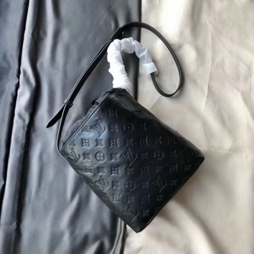 LV Hangbags AAA-138