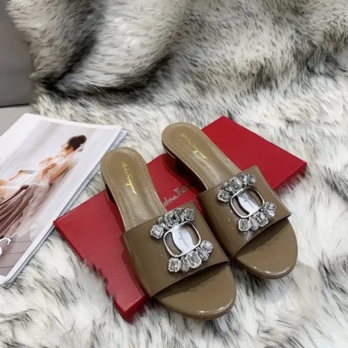 Ferragamo women slippers AAA-014