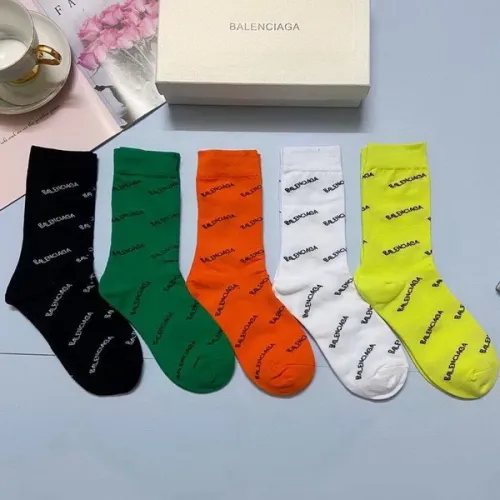 B Socks-027