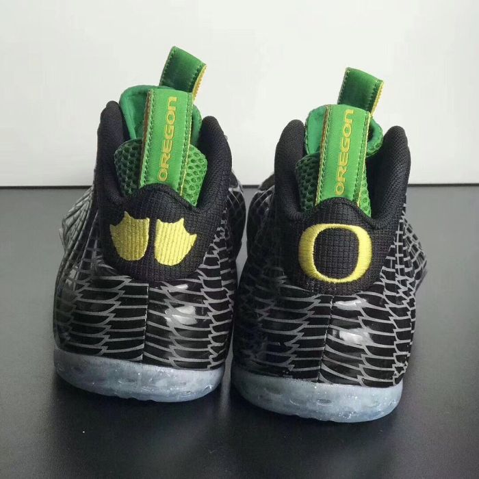 Authentic Nike Air Foamposite one Oregon Ducks