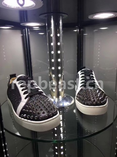 Super Max Christian Louboutin Shoes-675