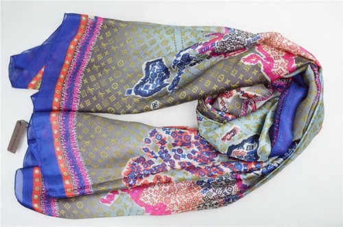 LV Silk Scarf AAA-033