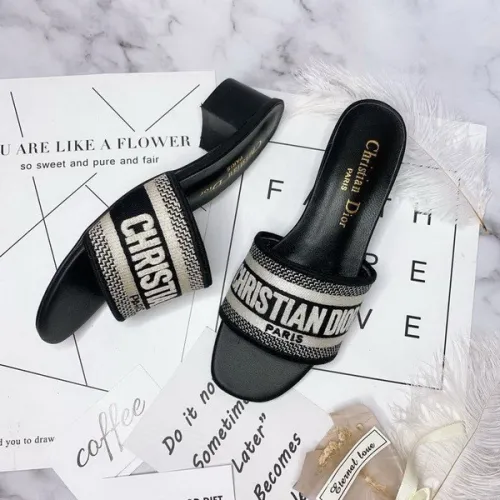 Dior women slippers AAA-052