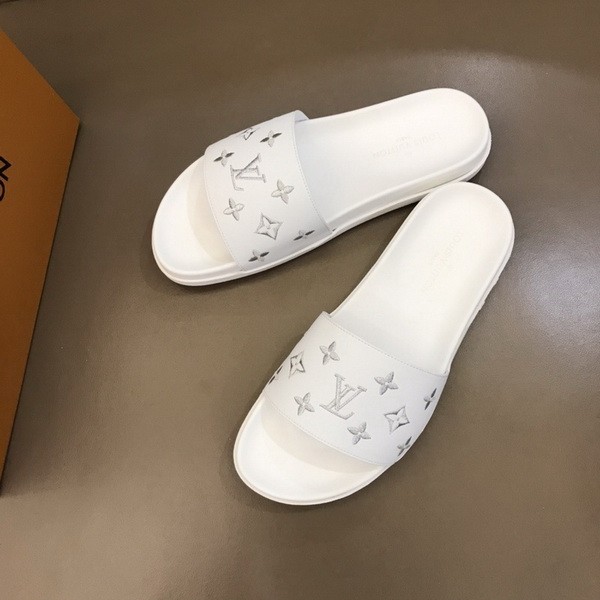 LV men slippers AAA-831