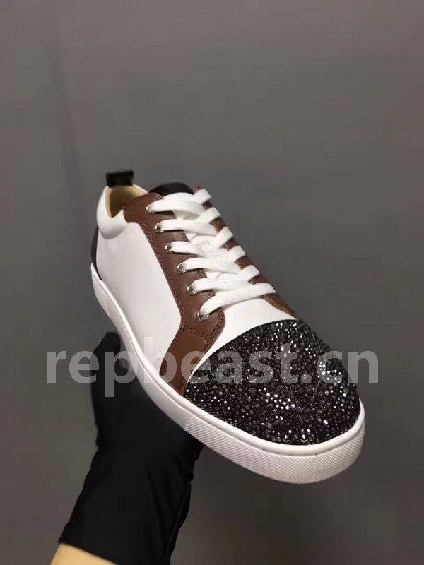 Super Max Christian Louboutin Shoes-811