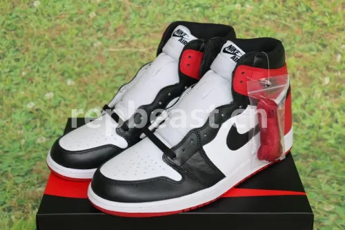 Air Jordan 1 OG High “Black Toe”2016