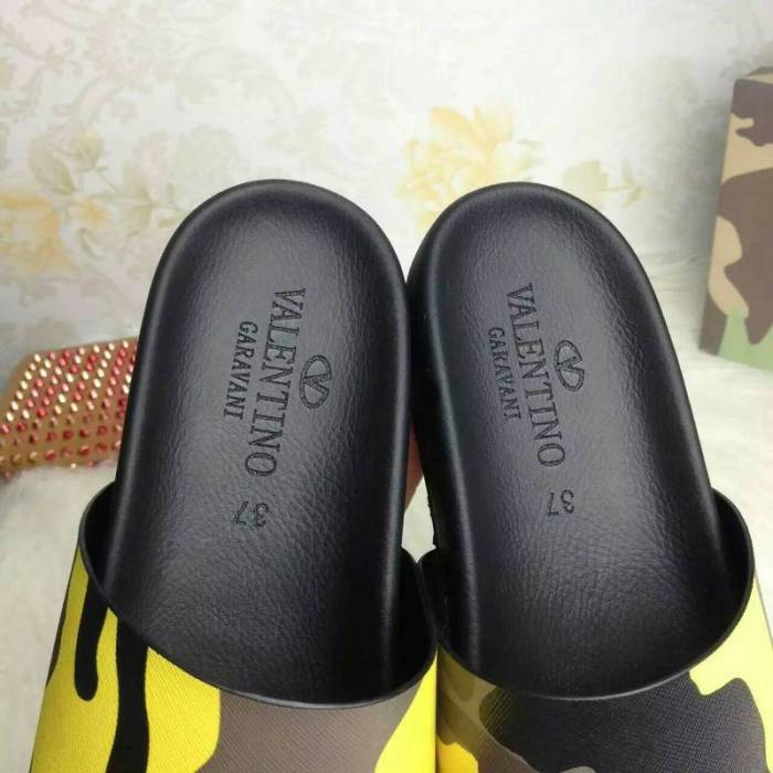 VT Men slippers AAA-060