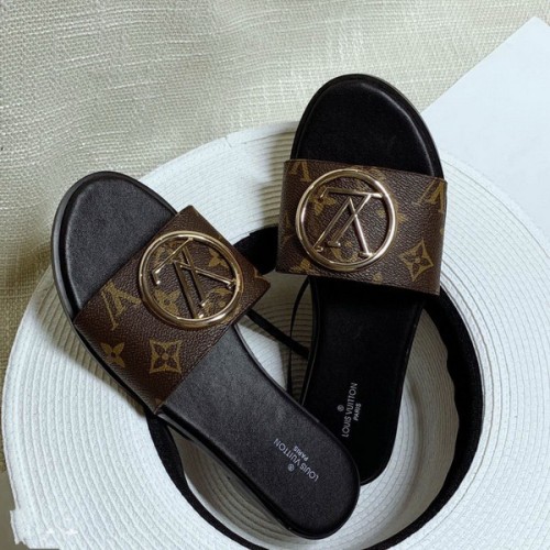 LV Sandals 1;1 Quality-074