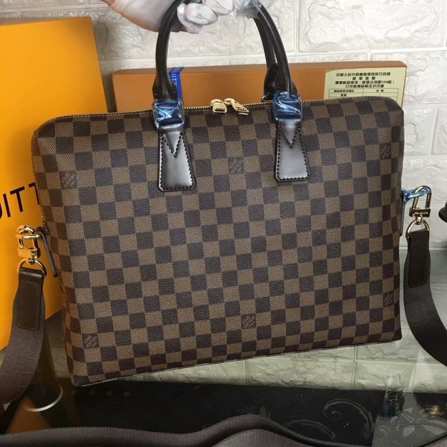 LV Men Hangbags AAA-024