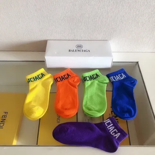 B Socks-046