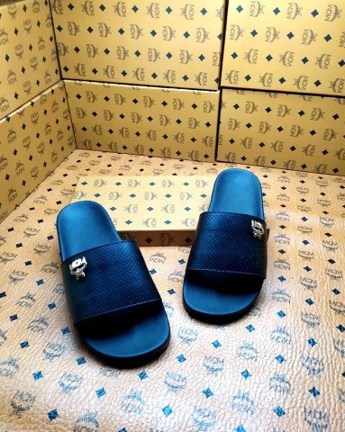 Moncler men slippers AAA-023