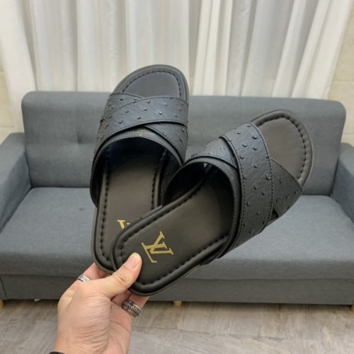 LV men slippers AAA-788