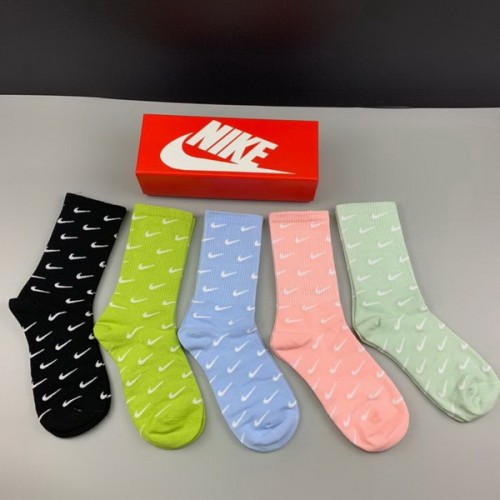 Nike Socks-053