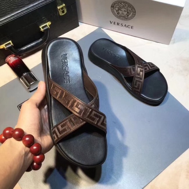 Versace men slippers AAA-098