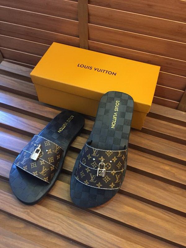 LV men slippers AAA(38-45)-151