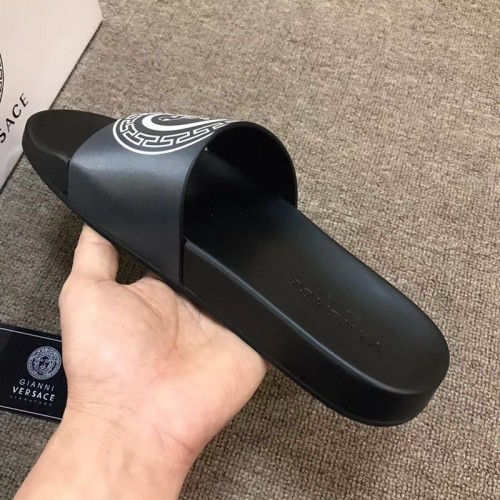 Versace men slippers AAA-111