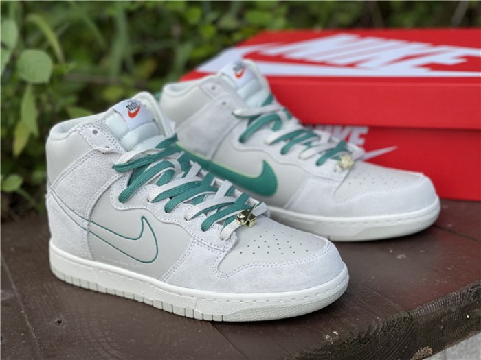 Authentic Nike Dunk Hi SE Light Bone Green