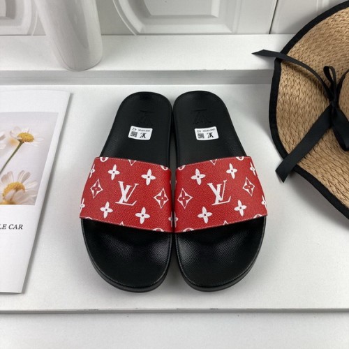 LV women slippers AAA-224