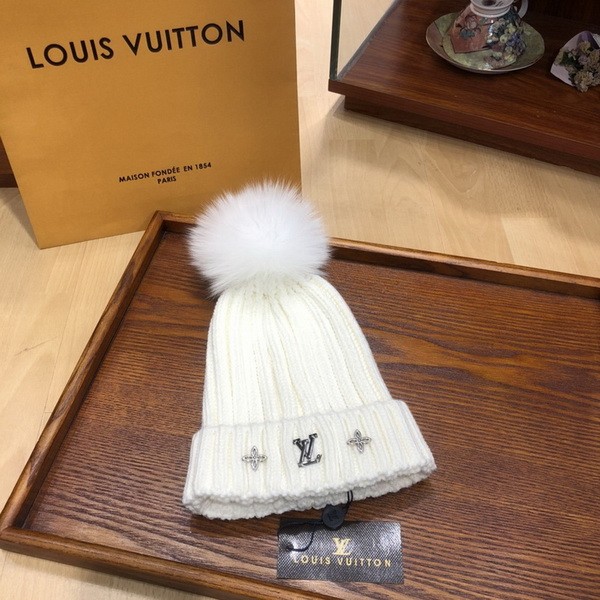 LV Wool Cap Scarf AAA-051