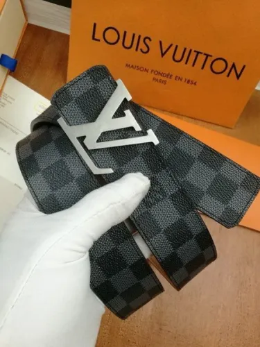 Super Perfect Quality LV Belts(100% Genuine Leather Steel Buckle)-2290