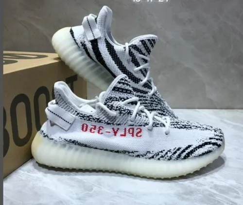 Yeezy 350 Boost V2 shoes AAA Quality-005
