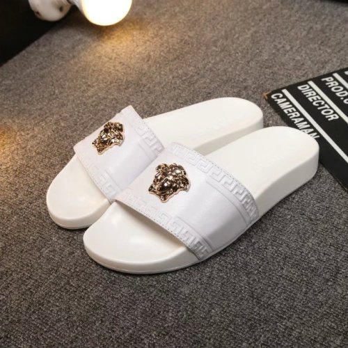 Versace women slippers AAA-005