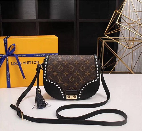 LV Hangbags AAA-021