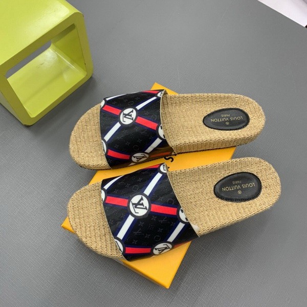 LV men slippers AAA-1028