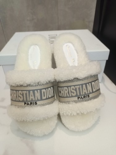 Dior women slippers 1：1 quality-106