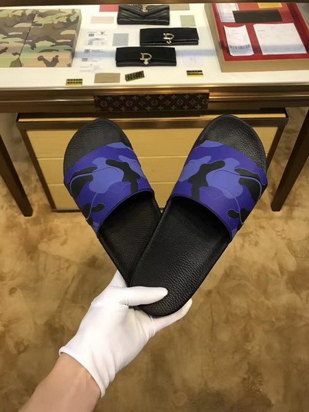 VT Men slippers AAA-028