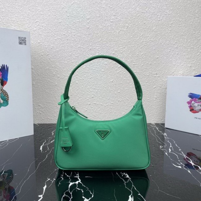 Prada Handbags AAA-033