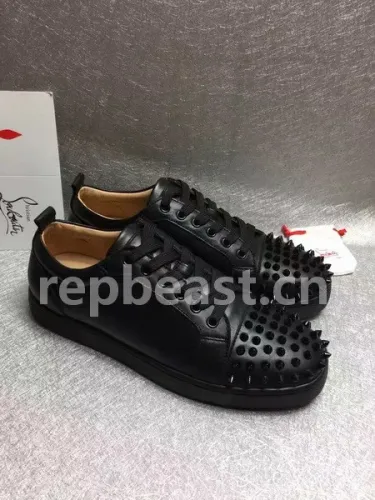 Super Max Christian Louboutin Shoes-407