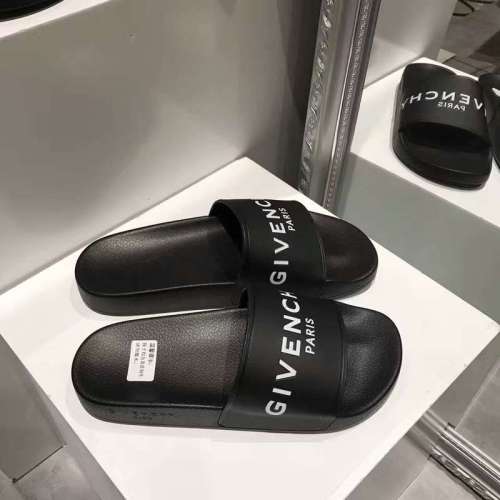 Givenchy women slippers AAA-001(35-40)