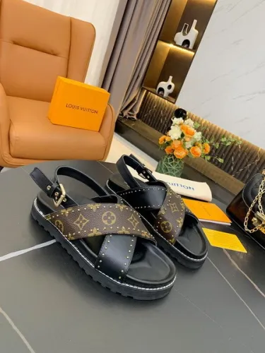 LV women Sandals 1：1 Quality-276