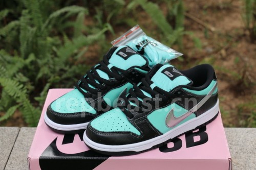 Authentic Nike SB Dunk Low Diamond Tiffany