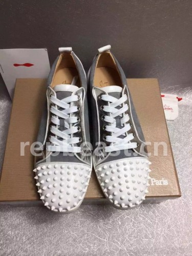 Super Max Christian Louboutin Shoes-405