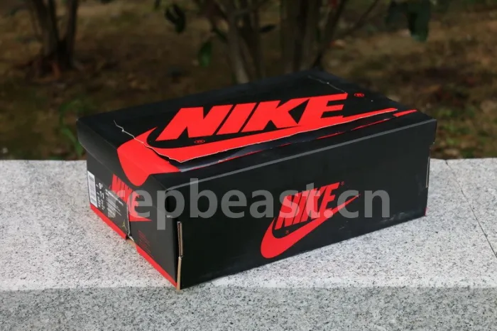 Authentic OFF-WHITE x Air Jordan 1 “UNC”