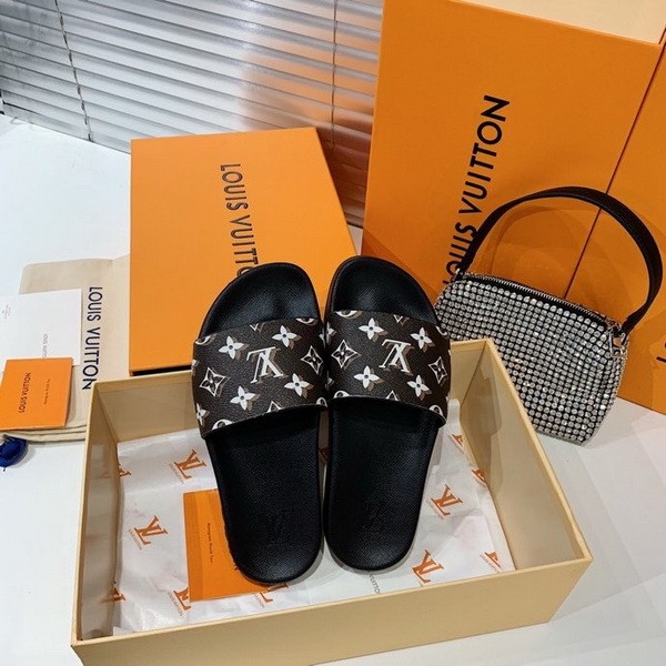 LV Sandals 1：1 Quality-016