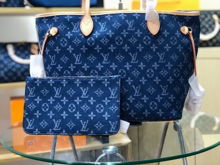 LV Hangbags AAA Women-526