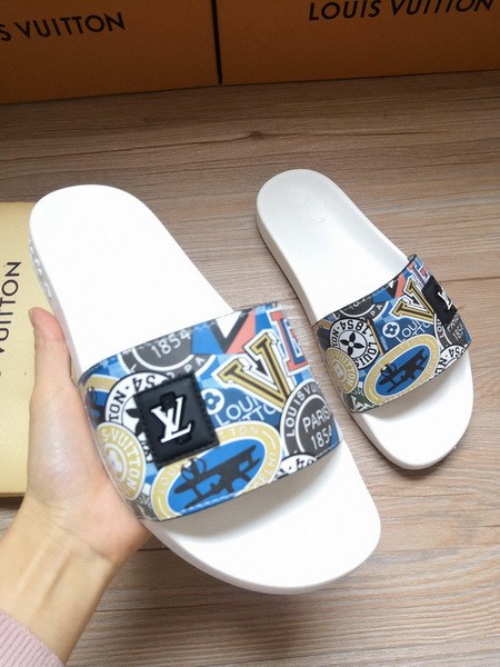 LV men slippers AAA-544