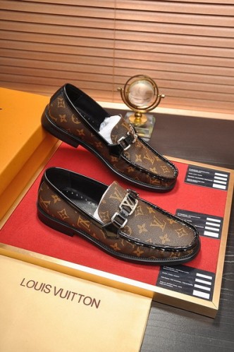 LV Men shoes 1：1 quality-3305