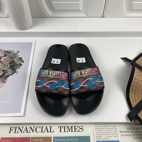 LV women slippers AAA-237