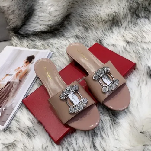 Ferragamo women slippers AAA-015