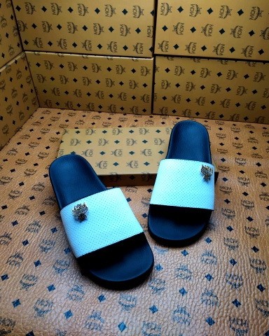 Moncler men slippers AAA-024